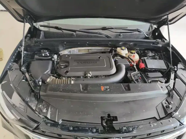 Buick Envision Plus — Фото автомобиля 19
