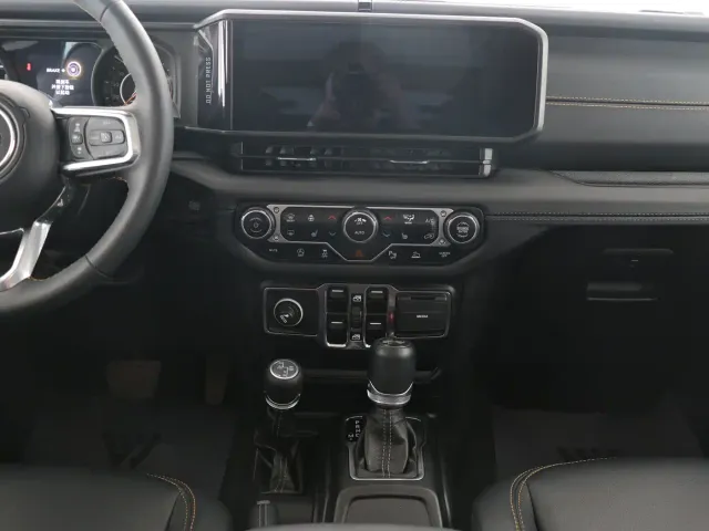 Jeep Wrangler — Фото автомобиля 7