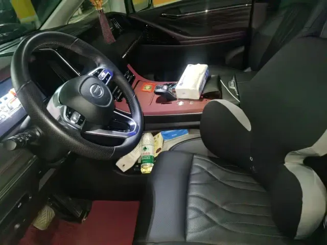 GAC Trumpchi M8 — Фото автомобиля 7