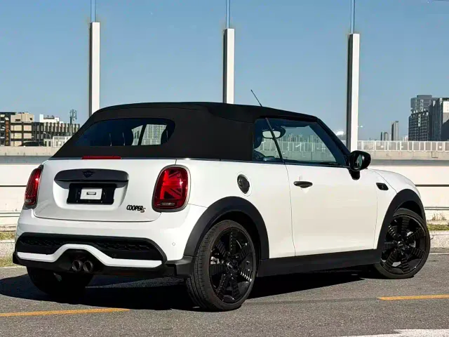MINI Hatch — Фото автомобиля 9