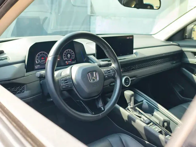Honda Accord — Фото автомобиля 13