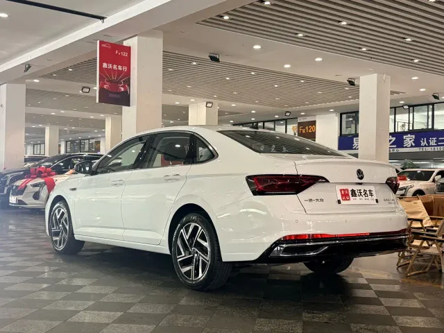 Volkswagen Sagitar — Фото автомобиля 3