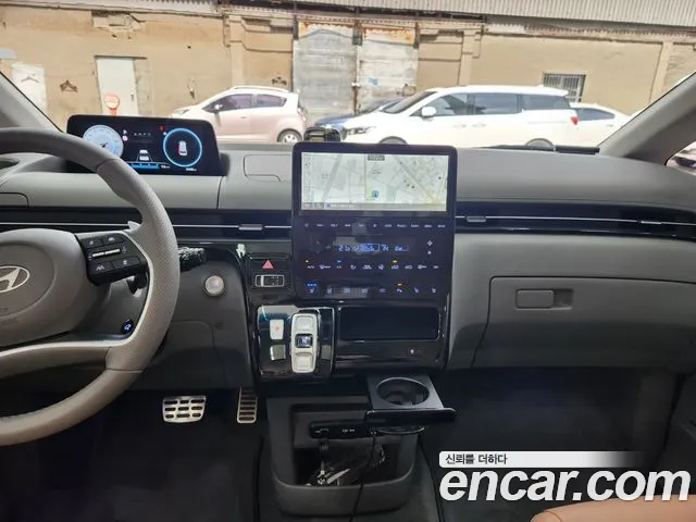 Hyundai Staria Staria 4WD Lounge 7 мест — Фото автомобиля 14
