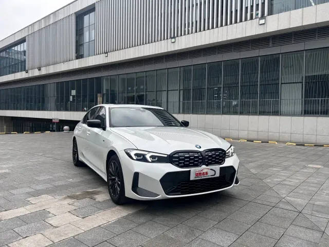 BMW 3 Series — Фото автомобиля 3
