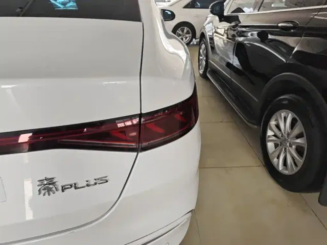 BYD Qin PLUS — Фото автомобиля 7