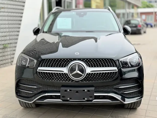 Mercedes-Benz GLE-Class — Фото автомобиля 2