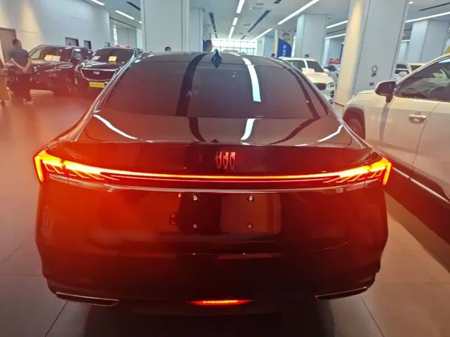 Buick LaCrosse — Фото автомобиля 5
