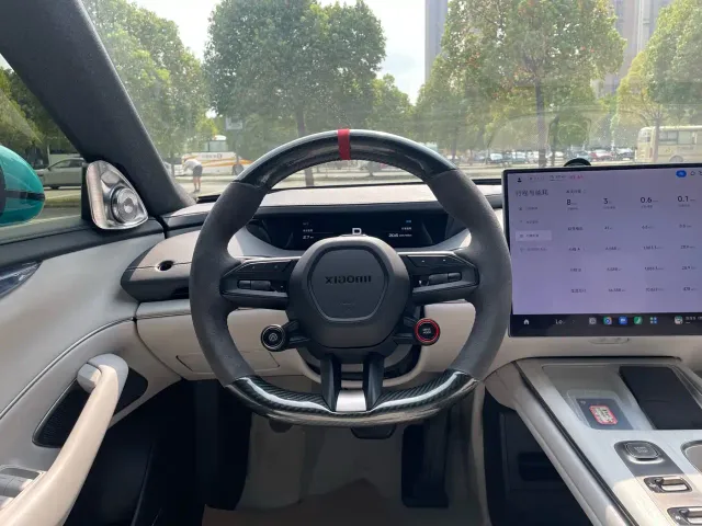 Xiaomi SU7 — Фото автомобиля 11