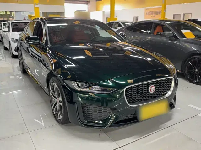 Jaguar XEL — Фото автомобиля 3