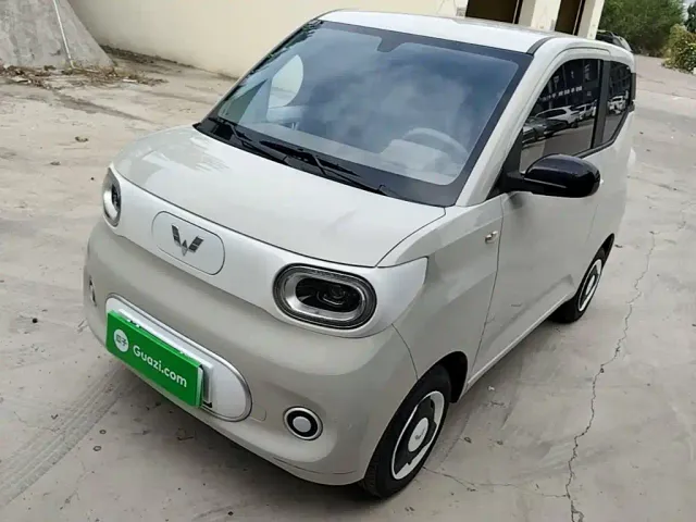 Фотография автомобиля — Wuling Hongguang Mini EV