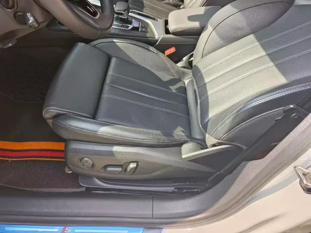Audi A4L — Фото автомобиля 10