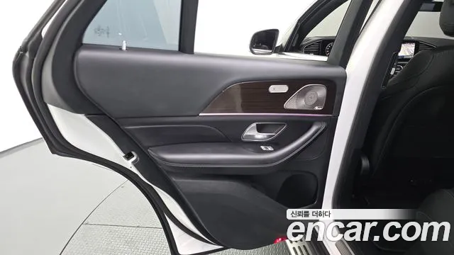 Mercedes-Benz GLE-Class — Фото автомобиля 14