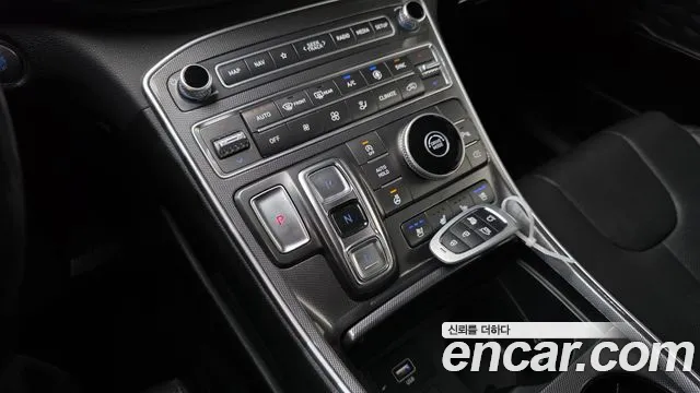 Hyundai Santafe Новый Santa Fe Дизель 2.2 2WD — Фото автомобиля 8