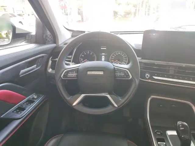Haval H6 — Фото автомобиля 10