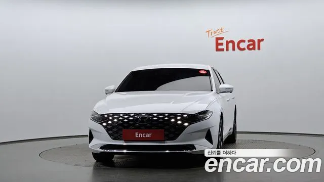 Hyundai Grandeur (New) Hybrid — Фото автомобиля 3