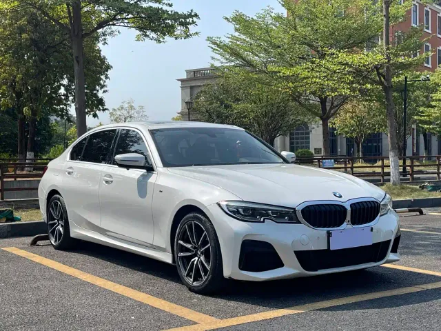 BMW 3 Series — Фото автомобиля 3