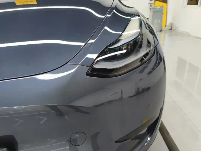 Tesla Model Y — Фото автомобиля 23