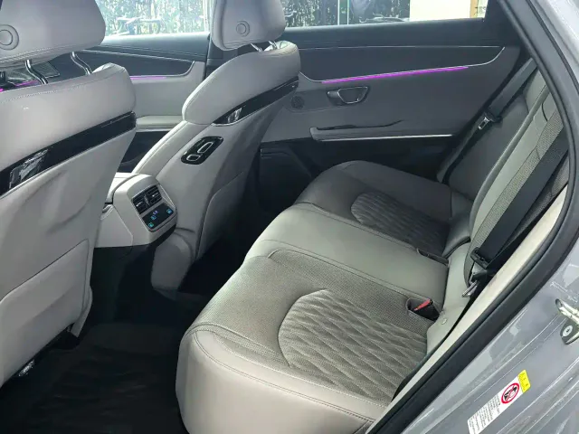 BYD Han — Фото автомобиля 9