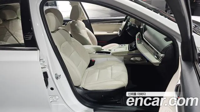 Hyundai Grandeur Новый Grandeur IG — Фото автомобиля 23