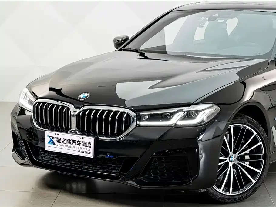 BMW BMW 5 Series 2022 Facelift 530Li Leading M Sport Package — Фото автомобиля 2