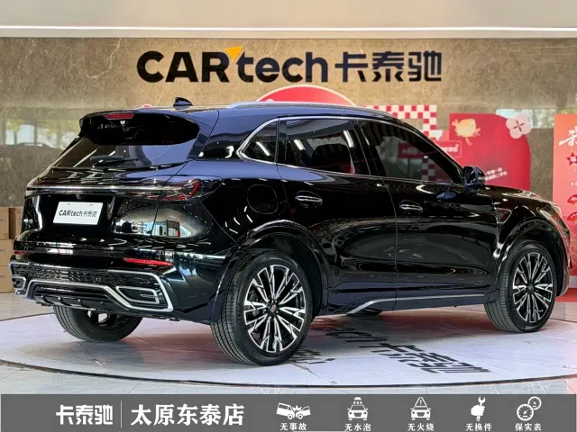 Hongqi HS5 — Фото автомобиля 24