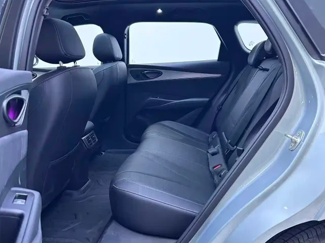 BYD Seal 06 DM-i Touring — Фото автомобиля 8
