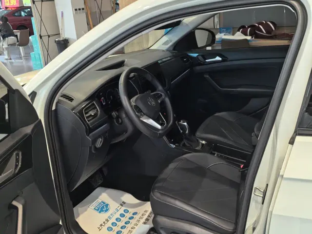 Volkswagen Tharu — Фото автомобиля 6