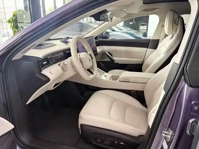 Shangjie Z7T — Фото автомобиля 2