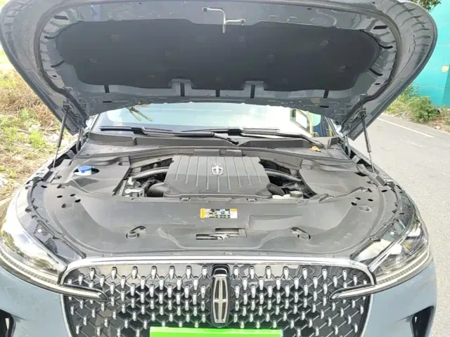 Lincoln Aviator — Фото автомобиля 19