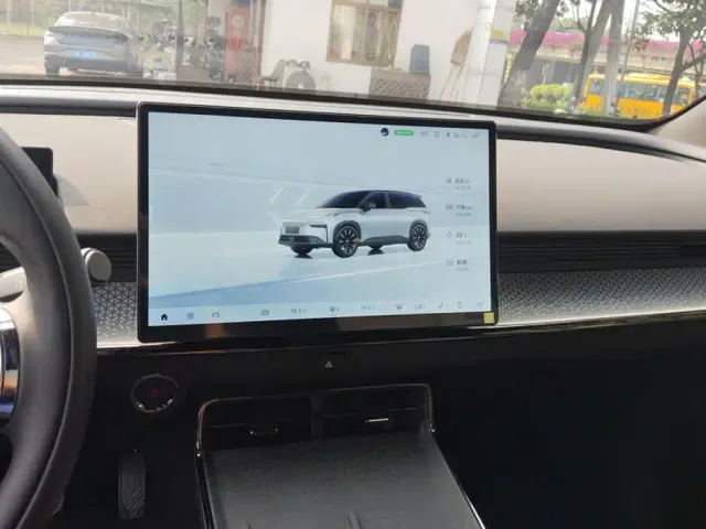 Toyota BoZhi 3X — Фото автомобиля 12