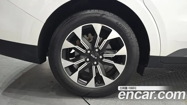 Kia Canival Carnival 4 поколение Дизель 9 мест Prestige — Фото автомобиля 5