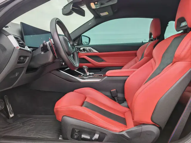 BMW M4 — Фото автомобиля 14