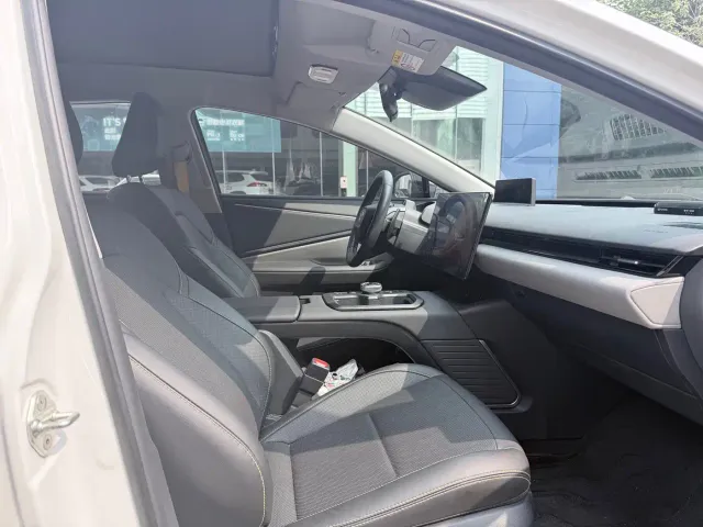 Toyota Toyota bZ5 2025 550 PRO Smart Edition — Фото автомобиля 10