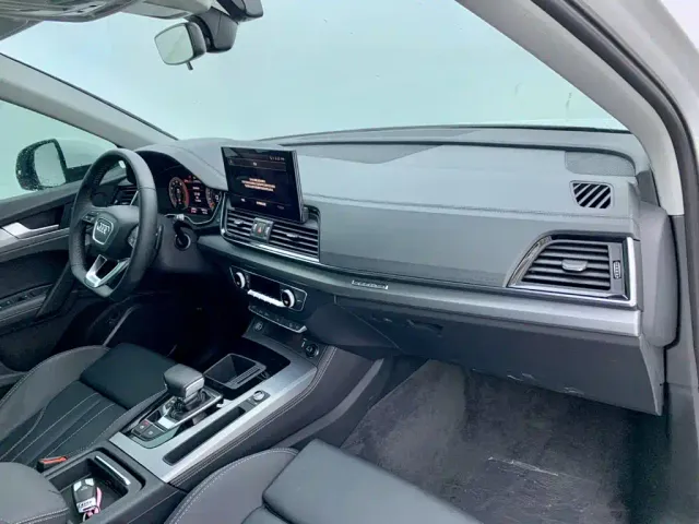 Audi Q5L — Фото автомобиля 18