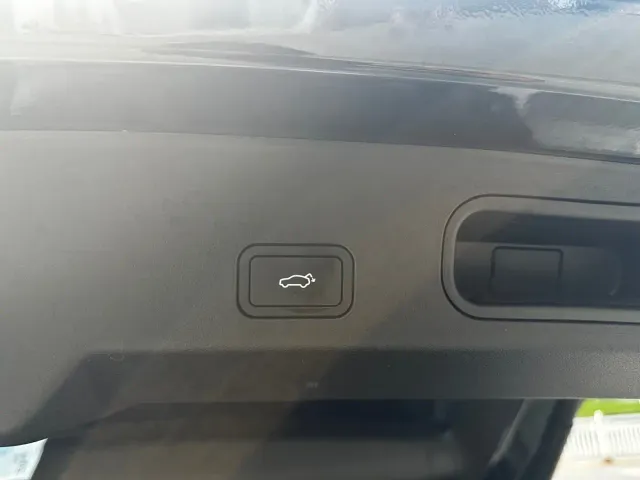Geely Boyue L — Фото автомобиля 20