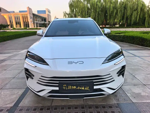 Фотография автомобиля — BYD Song PLUS