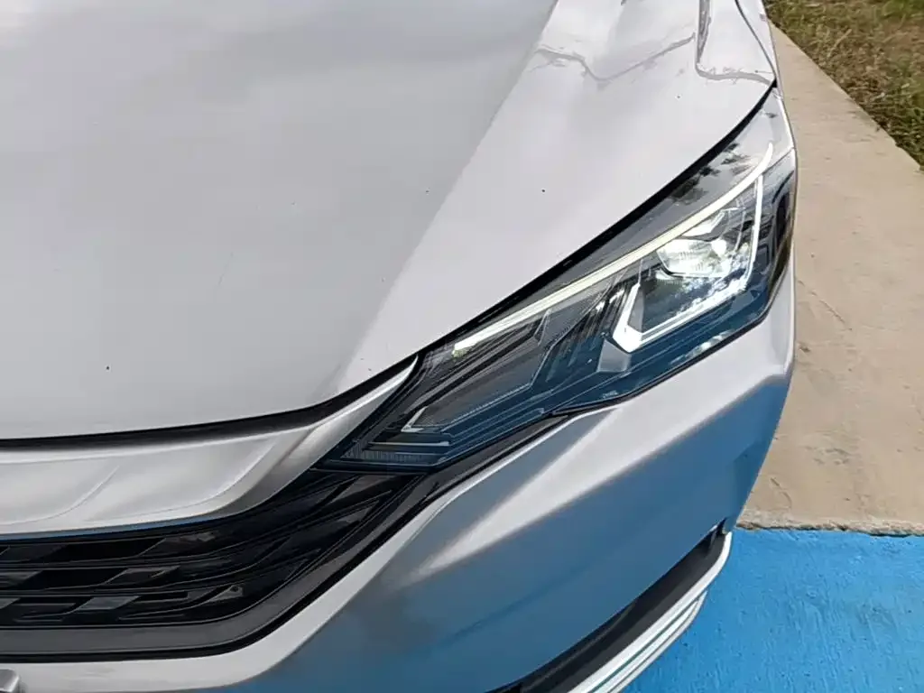 Dongfeng Aeolus Yixuan MAX 2021 1.5T Super Dad Edition — Фото автомобиля 23