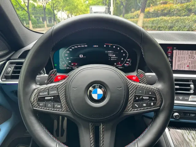 BMW M4 — Фото автомобиля 10