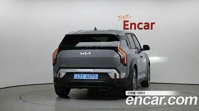 Kia EV3 — Фото автомобиля 4