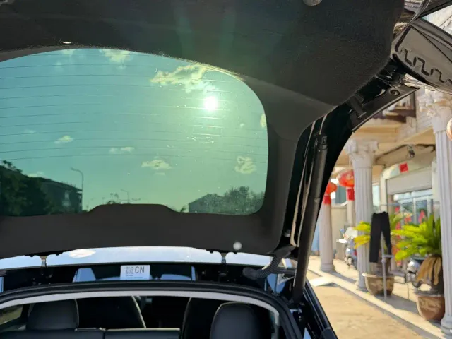 Tesla Model Y — Фото автомобиля 8