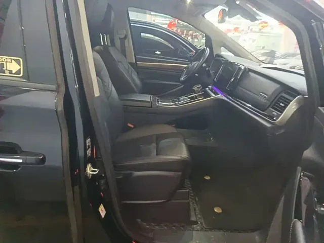 GAC Trumpchi M8 — Фото автомобиля 24