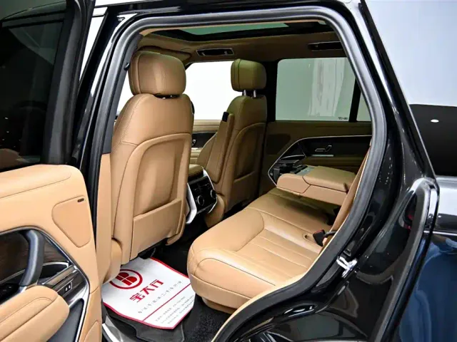 Land Rover Range Rover — Фото автомобиля 13