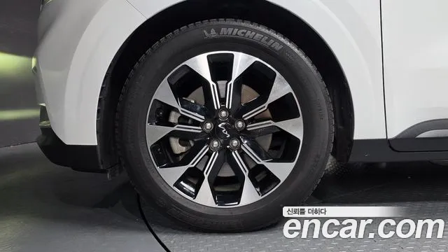 Kia Canival Carnival 4 поколение Дизель 9 мест Prestige — Фото автомобиля 5