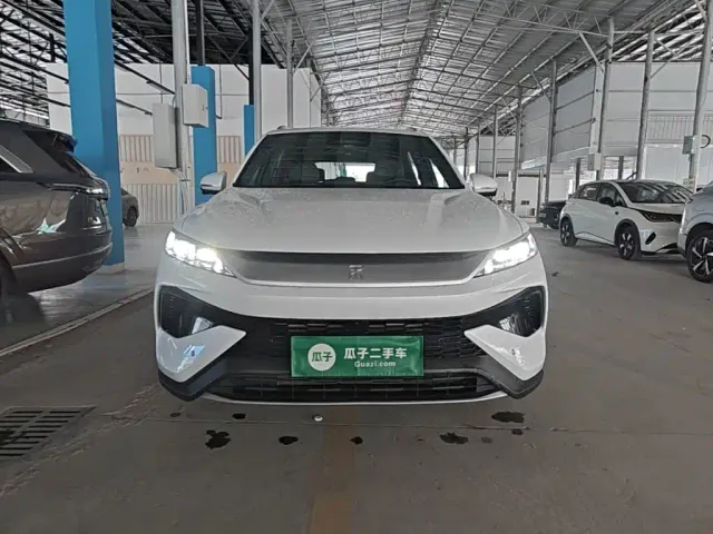 BYD Song Pro — Фото автомобиля 2