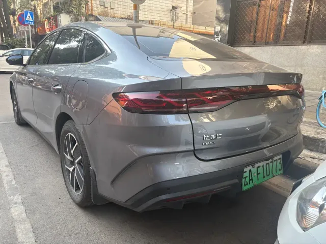 BYD Qin L — Фото автомобиля 7