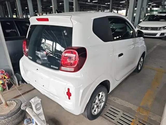 Roewe Clever — Фото автомобиля 6