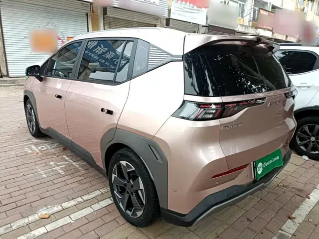 GAC Aion Y — Фото автомобиля 4