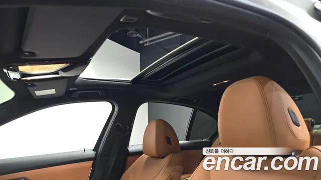 BMW 3-Series 3 серия (G20) 320i M Sport — Фото автомобиля 14