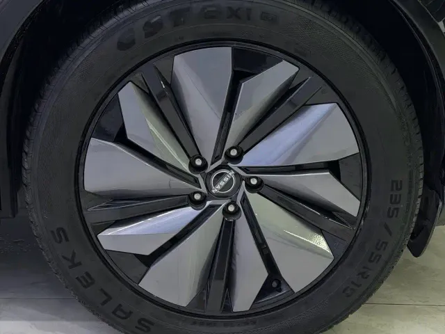 Nissan Ariya — Фото автомобиля 23