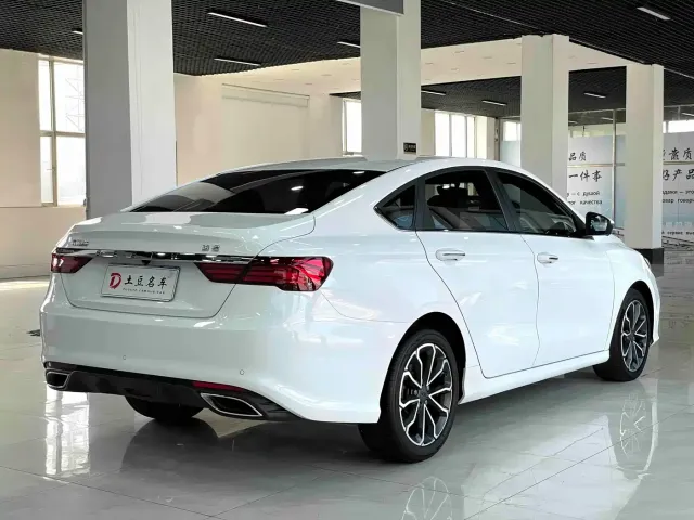Geely Binrui — Фото автомобиля 4